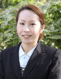 曽根　永倫子　